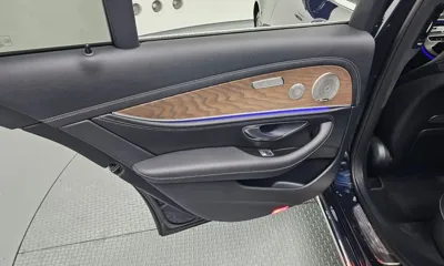 Mercedes-Benz E-Class 2023, 59059 км, за 27692.9 USD - фото 25