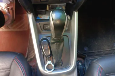 Suzuki Vitara 2016, 74600 км, за 9253 USD - фото 14