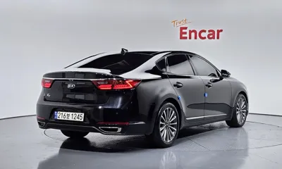 Kia K7 2018, 84418 км, за 8993.04 USD