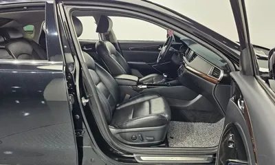 Kia K7 2018, 84418 км, за 8925.09 USD - фото 10