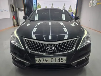 Hyundai Grandeur 2017, 105577 км, за 6104.77 USD