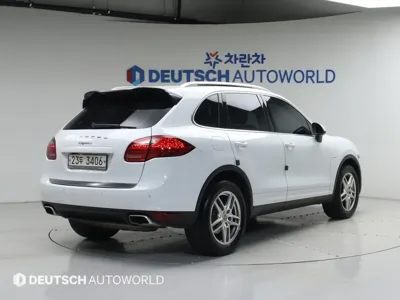 Porsche Cayenne 2013, 106753 км, за 8533.54 USD