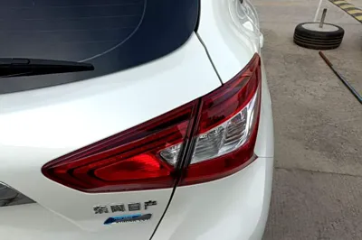 Nissan Tiida 2019, 80300 км, за 9108 USD - фото 9