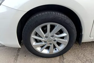 Nissan Tiida 2019, 80300 км, за 9108 USD - фото 10