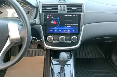 Nissan Tiida 2019, 80300 км, за 9108 USD - фото 15