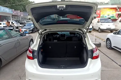 Nissan Tiida 2019, 80300 км, за 9108 USD - фото 22