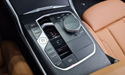 BMW 3-Series 2024, 23690 км, за 24437.07 USD - фото 9