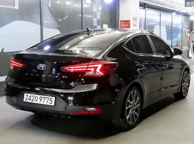 Hyundai Avante 2019, 125415 км, за 5915.62 USD
