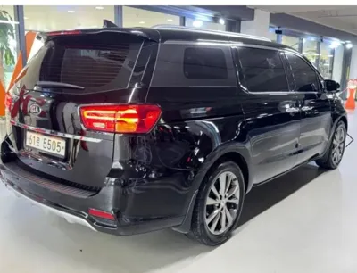 Kia Canival 2019, 130338 км, за 7870.55 USD