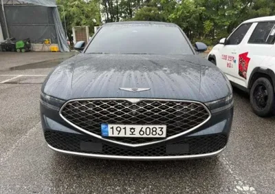 Genesis G90 · 2023 год