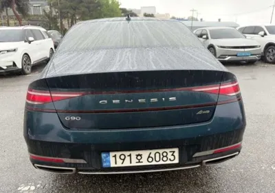 Genesis G90 2023, 55743 км, за 8443 USD