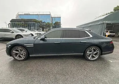 Genesis G90 2023, 55743 км, за 8443 USD