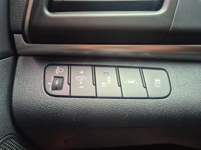 Hyundai Avante 2020, 73741 км, за 8794.79 USD - фото 18