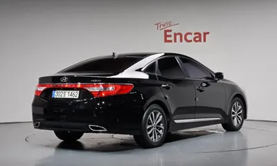 Hyundai Grandeur 2012, 106731 км, за 5399.43 USD