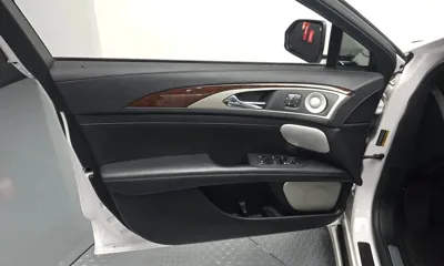 Lincoln MKZ 2017, 87841 км, за 8256.22 USD - фото 24