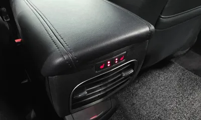Lincoln MKZ 2017, 87841 км, за 8256.22 USD - фото 31