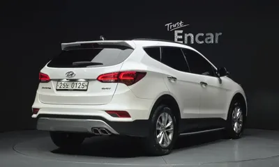 Hyundai Santafe 2016, 65395 км, за 9230.97 USD