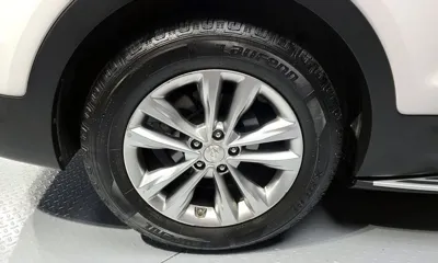 Hyundai Santafe 2016, 65395 км, за 9230.97 USD