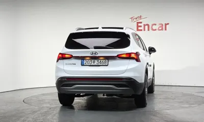 Hyundai Santafe 2023, 62504 км, за 16446.72 USD