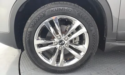 Kia Sorento 2014, 92957 км, за 5710.91 USD