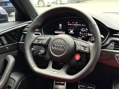 Audi S4 2023, 35000 км, за 33136.5 USD