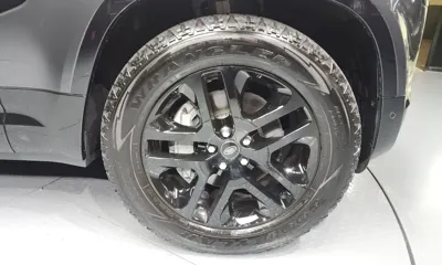 Land Rover Defender 2024, 7294 км, за 67656.31 USD