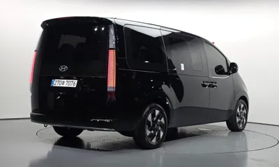 Hyundai Staria 2026, 82 км, за 52507.55 USD