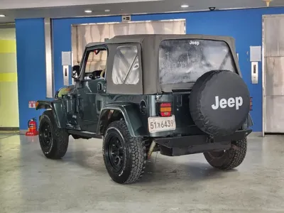Jeep Wrangler 2003, 85000 км, за 14000.12 USD