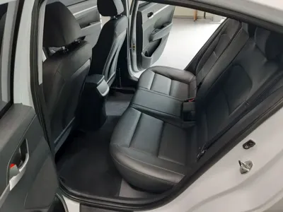 Hyundai Avante 2019, 32000 км, за 8391.89 USD - фото 11