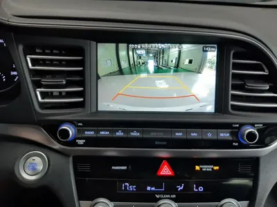 Hyundai Avante 2019, 32000 км, за 8391.89 USD - фото 15