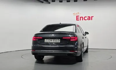 Audi A4 2019, 125297 км, за 10293.17 USD