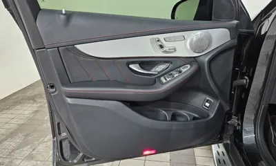 Mercedes-Benz GLC-Class 2022, 50871 км, за 36431.67 USD - фото 15