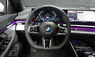 BMW 5-Series 2025, 6840 км, за 47860.89 USD - фото 14