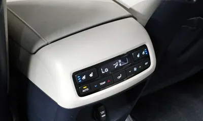 Hyundai Palisade 2022, 39786 км, за 20718.24 USD - фото 18