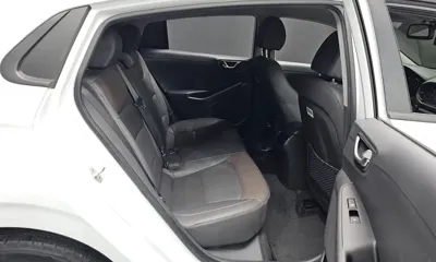 Hyundai Ioniq 2019, 121532 км, за 7614.55 USD - фото 11