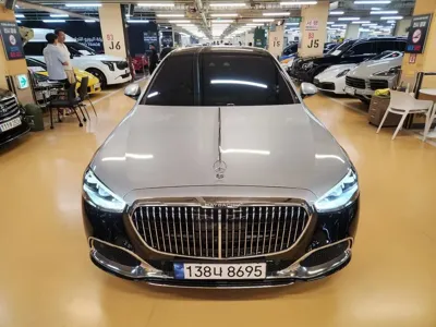 Mercedes-Benz S-Class · 2022 год