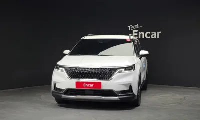 Kia Canival 2023, 61648 км, за 19425.17 USD