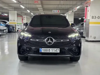 Mercedes-Benz GLC-Class 2024, 17000 км, за 43853.59 USD - фото 2