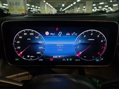 Mercedes-Benz GLC-Class 2024, 17000 км, за 43853.59 USD - фото 14