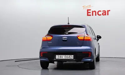 Kia Pride 2016, 193821 км, за 2405.25 USD