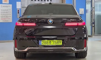 BMW 7-Series 2024, 103201 км, за 54071.69 USD