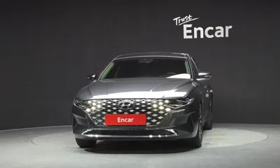 Hyundai Grandeur 2022, 78969 км, за 16214.1 USD