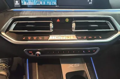 BMW X5 2022, 71300 км, за 44588 USD - фото 20