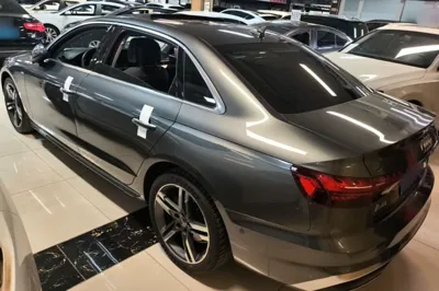 Audi A4L 2020, 76100 км, за 20897 USD