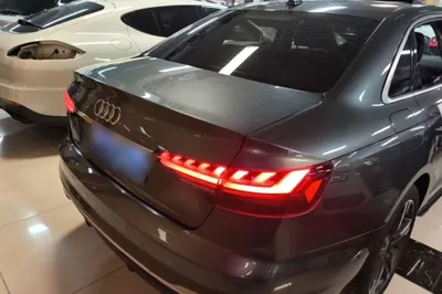 Audi A4L 2020, 76100 км, за 20897 USD