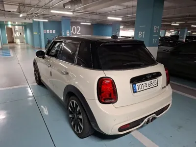 MINI Cooper 2021, 67020 км, за 10364.89 USD - фото 8