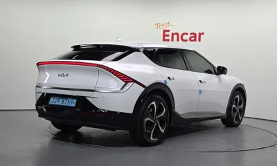 Kia EV6 2022, 75417 км, за 21152.84 USD