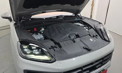 Porsche Cayenne 2025, 43067 км, за 91243.27 USD - фото 6