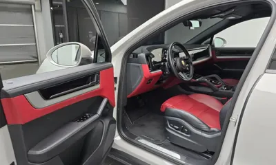 Porsche Cayenne 2025, 43067 км, за 91243.27 USD - фото 10