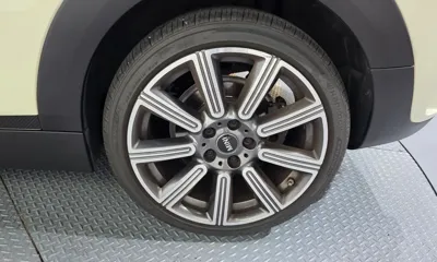 MINI Clubman 2021, 59889 км, за 14375.74 USD - фото 21